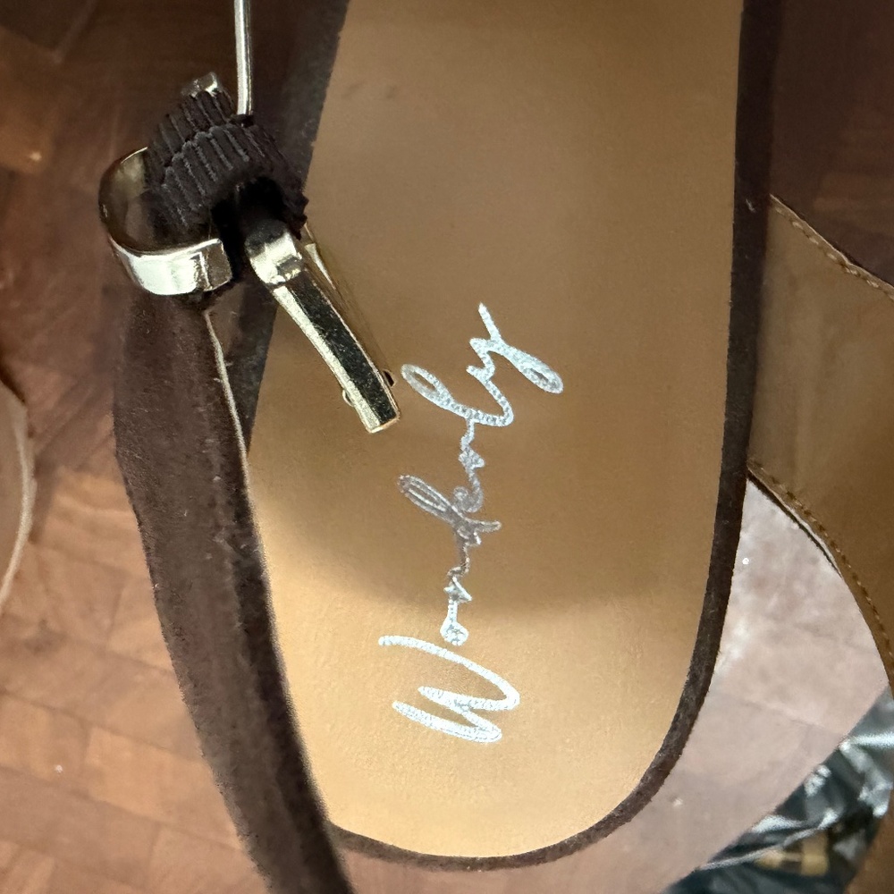 Wonderly Jolene Women's Platform Chocolate Size 9 - Picture 7 of 11